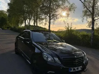 Gebraucht Mercedes E350 310 PS (228 kW) 2009 Schwarz Limousine