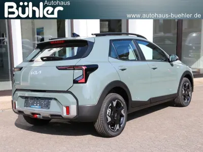 Neu Kia Stonic Vision 101 PS (74 kW) 2026 Adventurous green metallic SUV