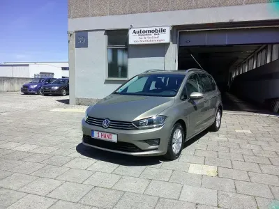 Gebraucht VW Golf Sportsvan Comfortline 125 PS (91 kW) 2015 Gold Van / Kleinbus