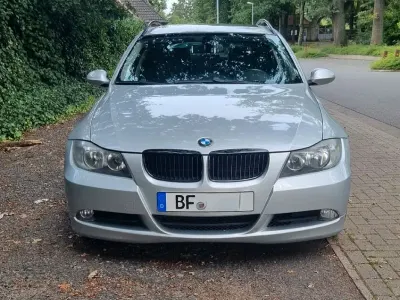 Gebraucht BMW 320 177 PS (130 kW) 2008 Silber Kombi