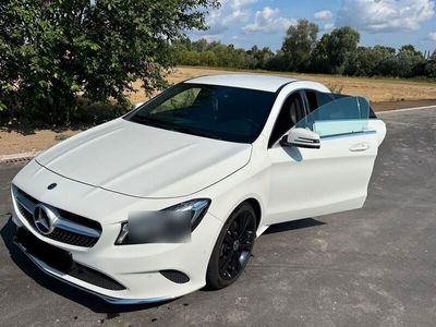 gebraucht Mercedes CLA250 Shooting Brake CLA 7G-DCT Urban