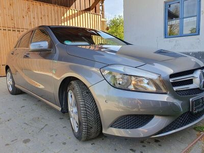 gebraucht Mercedes A180 BlueEfficiency - TÜV neu - Top Zustand