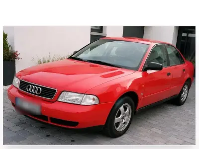Gebraucht Audi A4 126 PS (92 kW) 1995 Rot Limousine
