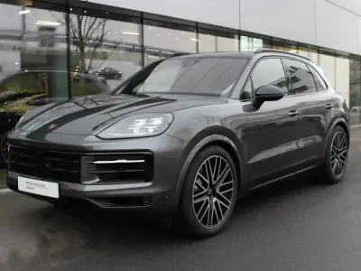 Gebraucht Porsche Cayenne 520 PS (382 kW) 2026 Quarzitgraumetallic (metallic) SUV
