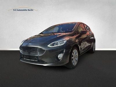 Gebraucht Ford Fiesta Titanium 101 PS (74 kW) 2018 Grau Kleinwagen