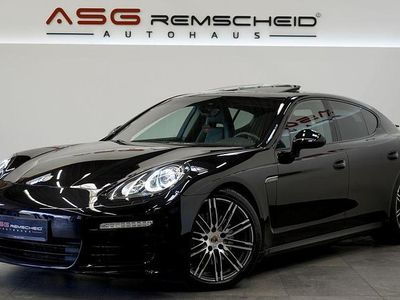 Porsche Panamera 4