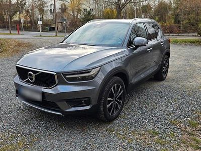 Gebraucht Volvo XC40 Momentum 150 PS (110 kW) 2019 Grau SUV