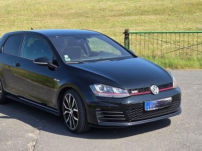 Gebraucht VW Golf VII GTI 220 PS (161 kW) 2016 Schwarz Limousine