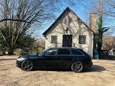 Gebraucht Audi A6 Ambiente 245 PS (180 kW) 2013 Schwarz Kombi