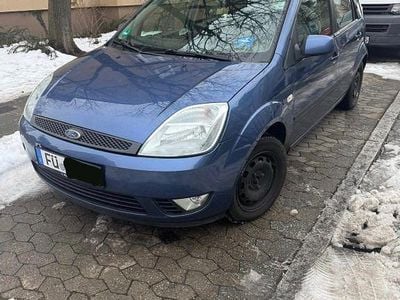 Blau Gebraucht 2005 Ford Fiesta Limousine | 1.500 € (Fairer Preis)