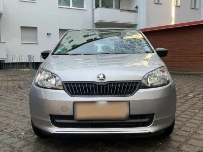 Gebraucht Skoda Citigo Active 60 PS (44 kW) 2015 Silber Kleinwagen