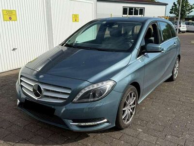 Mercedes B220