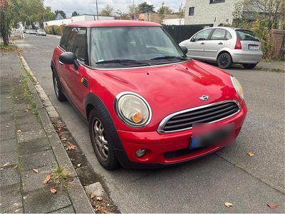 Rot Gebraucht 2010 Mini Cooper Kleinwagen | 1.990 €