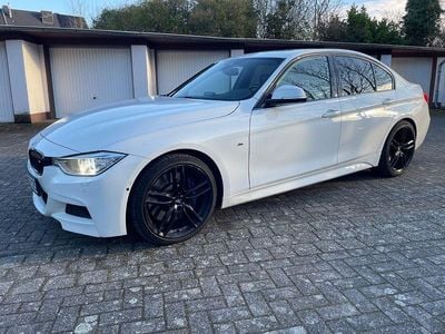 Weiß Gebraucht 2013 BMW 325 M Sport Limousine | 15.850 € (Teuer)