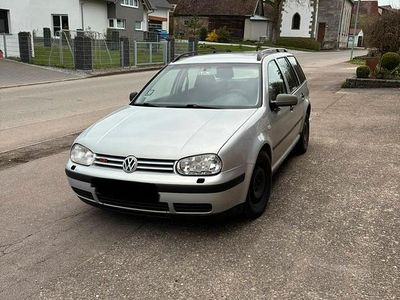 Gebraucht VW Golf IV 116 PS (85 kW) 2000 Silber Kombi
