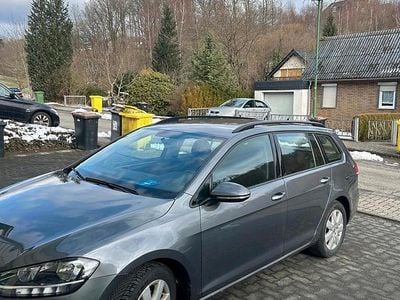 Gebraucht VW Golf VII 116 PS (85 kW) 2020 Andere farben Kombi