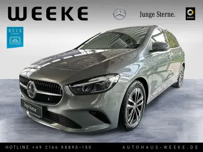 Gebraucht Mercedes B180 Advanced 136 PS (100 kW) 2024 Grau Kleinwagen