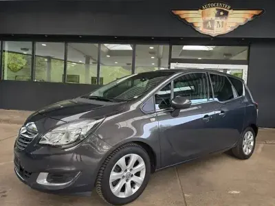 Begagnad Opel Meriva Innovation 140 HK (102 kW) 2016 Grå Minibuss