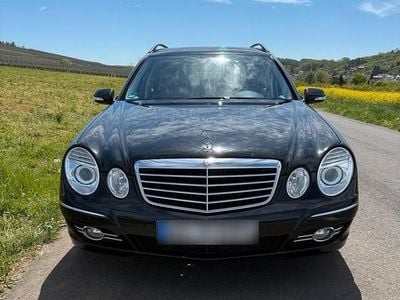 Usata Mercedes E200 Avantgarde 184 CV (135 kW) 2009 Nero Station wagon