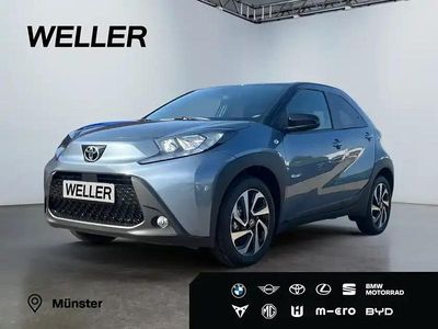 Neu Toyota Aygo 72 PS (52 kW) 2025 Grau Kleinwagen