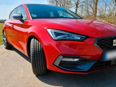 Gebraucht Seat Leon FR 150 PS (110 kW) 2022 Rot Limousine