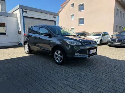 Gebraucht Ford Kuga SYNC Edition 150 PS (110 kW) 2016 Grau SUV