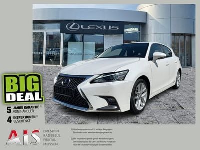 Lexus CT200h