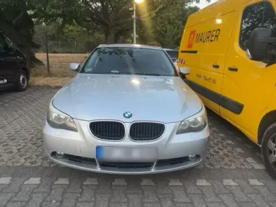Gebraucht BMW 525 177 PS (130 kW) 2004 Grau Limousine