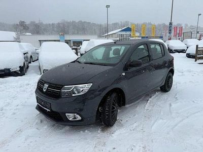 Grau Gebraucht 2017 Dacia Sandero Ambiance Limousine | 6.380 € (Fairer Preis)