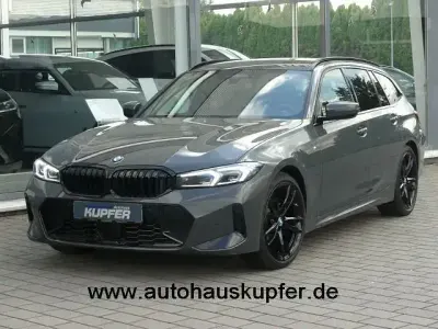 Gebraucht BMW 320 M Sport 190 PS (139 kW) 2024 Grau Limousine