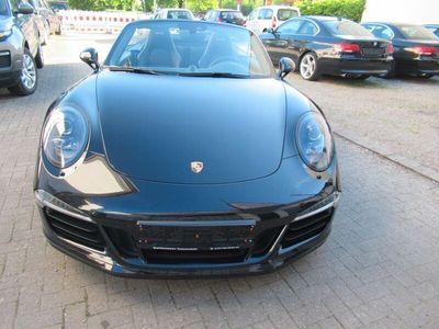 Porsche 911 Carrera GTS