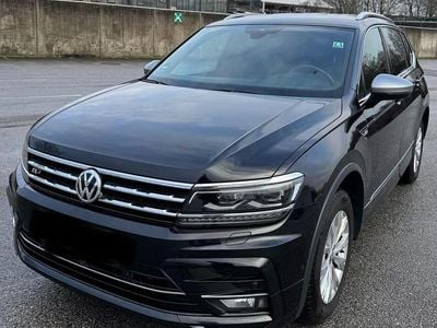 Gebraucht VW Tiguan Allspace Highline 239 PS (175 kW) 2019 Schwarz SUV