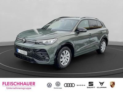 Gebraucht VW Tiguan Elegance 193 PS (141 kW) 2025 Schwarz SUV