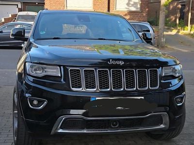Second-hand Jeep Cherokee Overland 286 CP (210 kW) 2013 Verde SUV