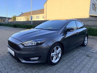 Gebraucht Ford Focus Titanium 150 PS (110 kW) 2018 Grau Limousine