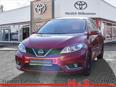 Gebraucht Nissan Pulsar N-Connecta 116 PS (85 kW) 2017 Rot Limousine