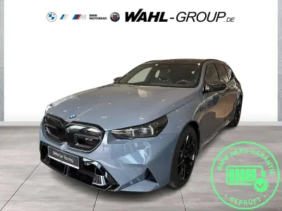 Neu BMW M5 Sport Line 727 PS (534 kW) 2026 Silber Kombi