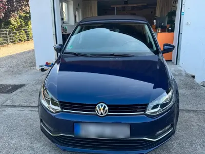 Gebraucht VW Polo 90 PS (66 kW) 2016 Blau Kleinwagen