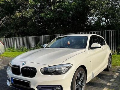 Gebraucht BMW 116 Sport Line 109 PS (80 kW) 2016 Weiß Kleinwagen