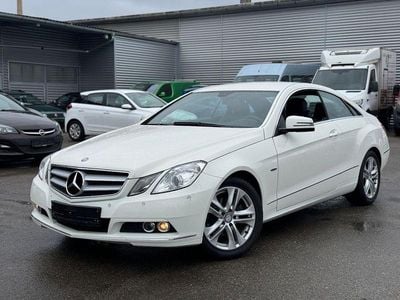 Gebraucht Mercedes E200 184 PS (135 kW) 2010 Weiß Coupé