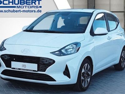 Gebraucht Hyundai i10 Trend 63 PS (46 kW) 2025 Atlas white / sol Kleinwagen