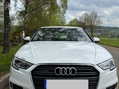 Gebraucht Audi A3 Sport 190 PS (139 kW) 2018 Weiß Limousine