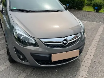 Gebraucht Opel Corsa 87 PS (63 kW) 2013 Andere farben Kleinwagen