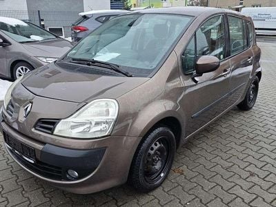 Gebraucht Renault Grand Modus 103 PS (75 kW) 2012 Mokkabraun Van / Kleinbus