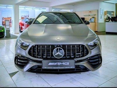 Gebraucht Mercedes A45 AMG Premium Plus 421 PS (309 kW) 2025 Manufaktur magno lack manufaktur mountai Limousine