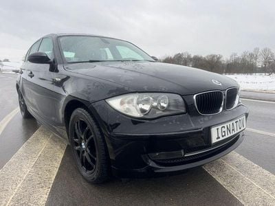 Schwarz Gebraucht 2007 BMW 118 Kleinwagen | 1.500 € (Superpreis)