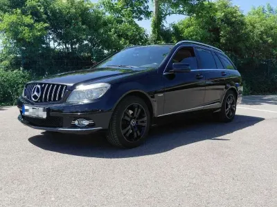 Gebraucht Mercedes C200 Avantgarde 136 PS (100 kW) 2010 Schwarz Kombi