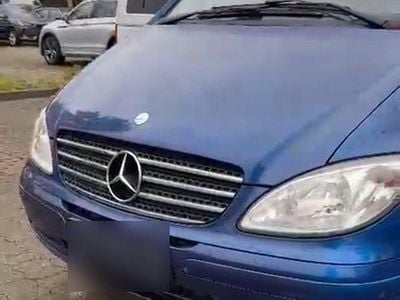 Usata Mercedes Viano 150 CV (110 kW) 2008 Blu Monovolume