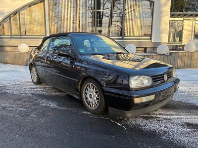 Schwarz Gebraucht 1997 VW Golf Cabriolet Cabrio | 1.990 € (Fairer Preis)