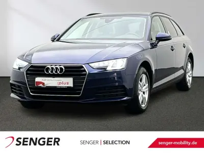 Gebraucht Audi A4 Ambiente 150 PS (110 kW) 2019 Navarrablau metallic Kombi